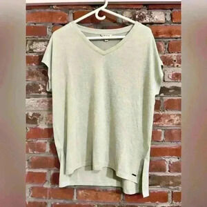 Orvis Vneck Light Green Short Sleeve Blouse Size M